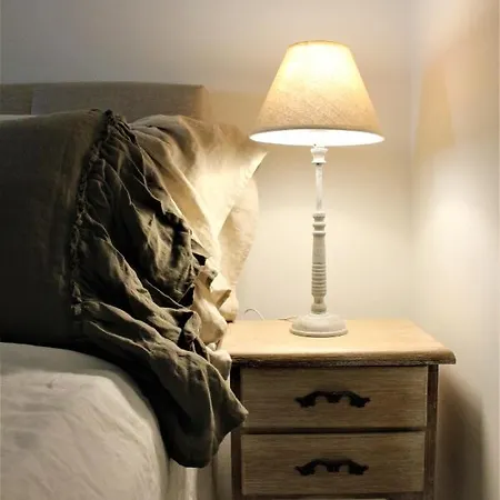 Aristotelous Forum - Center *